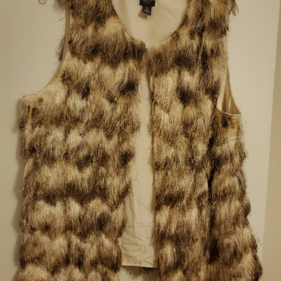Fringed Vest - Picture 1 of 6
